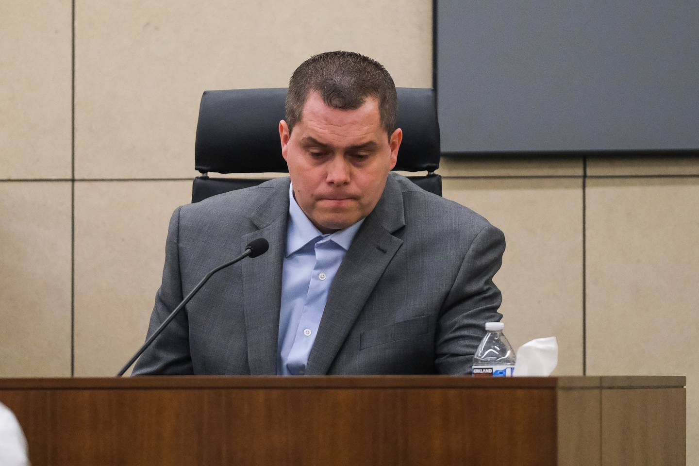 Jeremy Boshears, 36, becomes emotions while giving testimony on the events that transpired the night of Kailtyln Kearns death. Boshears is charged with the murder of Kaitlyn “Katie” Kearns, 24, on Nov. 13, 2017. Wednesday, April 27, 2022, in Joliet.