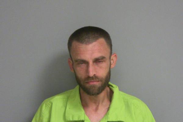 ‘Clyde’ gets 4 years in prison for burglary, theft