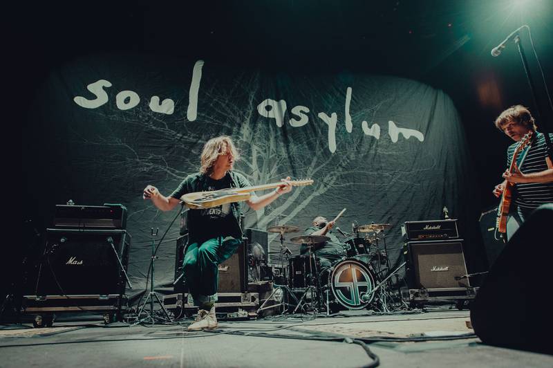 romeoville, soul asylum, entertainment