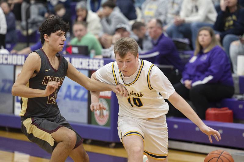 Sterling’s Cameron O’Brien handles the ball Wednesday, Feb. 22, 2023 in the 3A sectional semifinal game against Morris.
