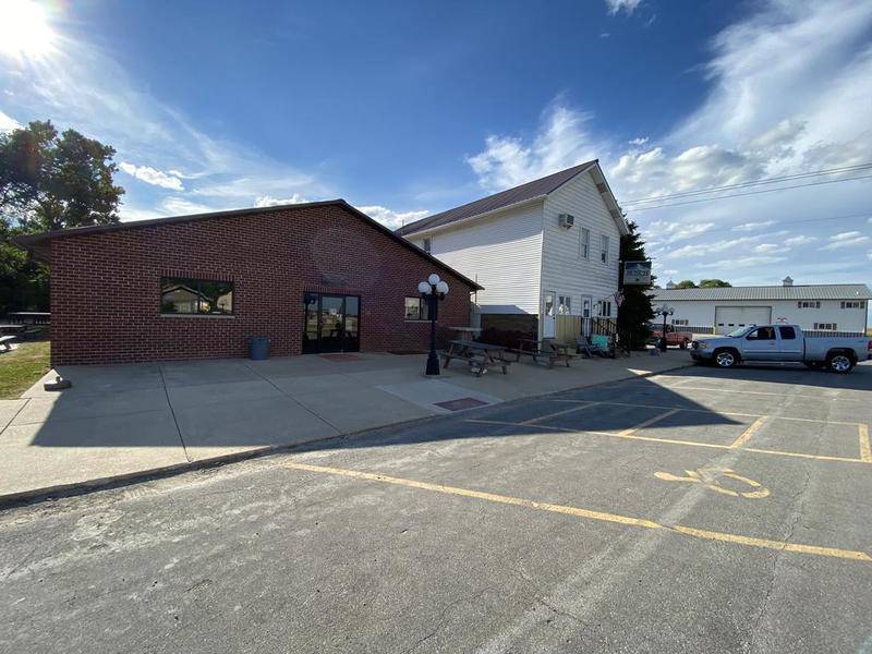 Jerry's Tap is located in downtown Ransom, which is about a 20-minute drive northeast from Streator and just south of Seneca.