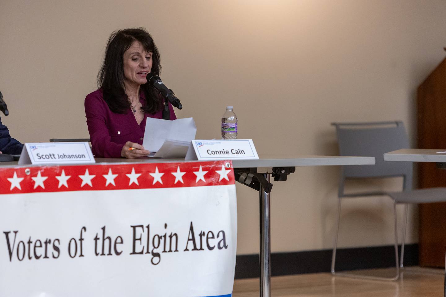 Candidate Connie Cain speaks at League of Women Voters forum for Democratic Treasurer candidates on Tuesday, Jan.13,2026 at the Gail Borden Library in Elgin.