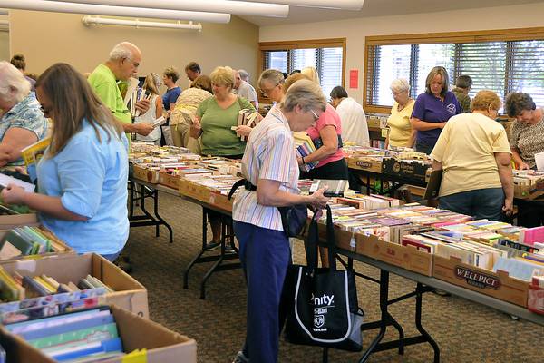 Yorkville library book sale will feature a raffle, too