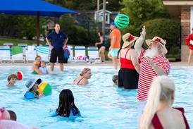 Make a splash with Santa at Glen Ellyn’s Sunset Pool