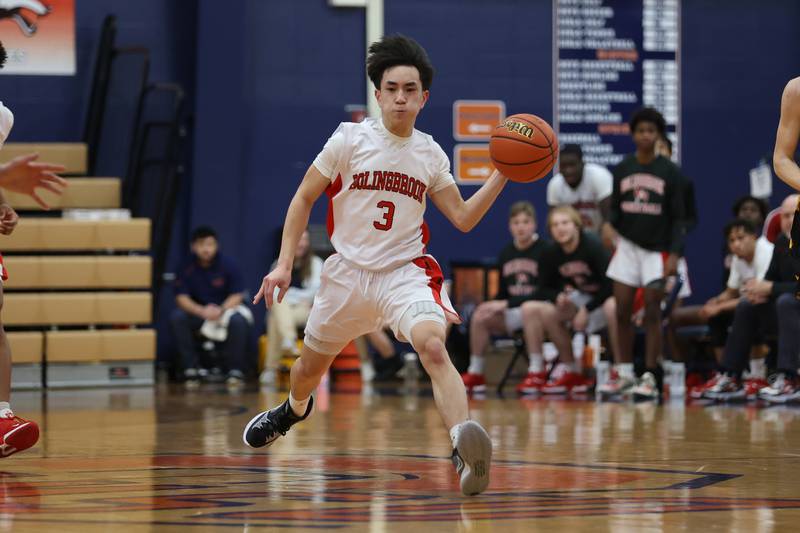 Bolingbrook’s Josh Aniceto passes against Andrew in the Class 4A Oswego Sectional semifinal. Wednesday, Mar. 2, 2022, in Oswego.