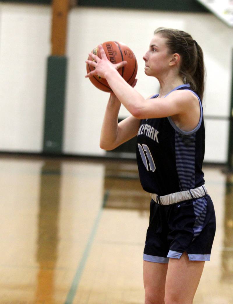 Lake Park’s Allie Gogola shoots the ball during a Class 4A Glenbard West Sectional semifinal game against Geneva in Glen Ellyn on Tuesday, Feb. 21, 2023.