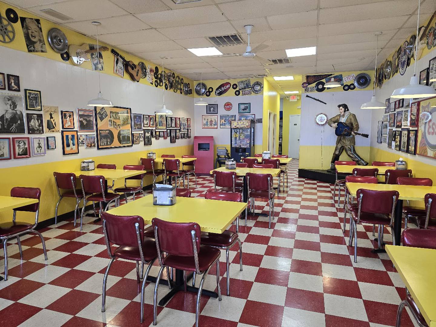 The dining room of Jody's Hot Dogs in Joliet is seen on Tuesday, March 24, 2026.