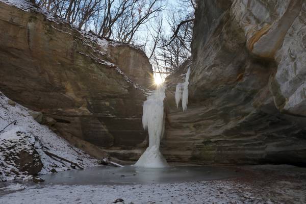5 Things to Do: Outdoor adventures at Starved Rock, New Year’s Eve events for kids and adults 