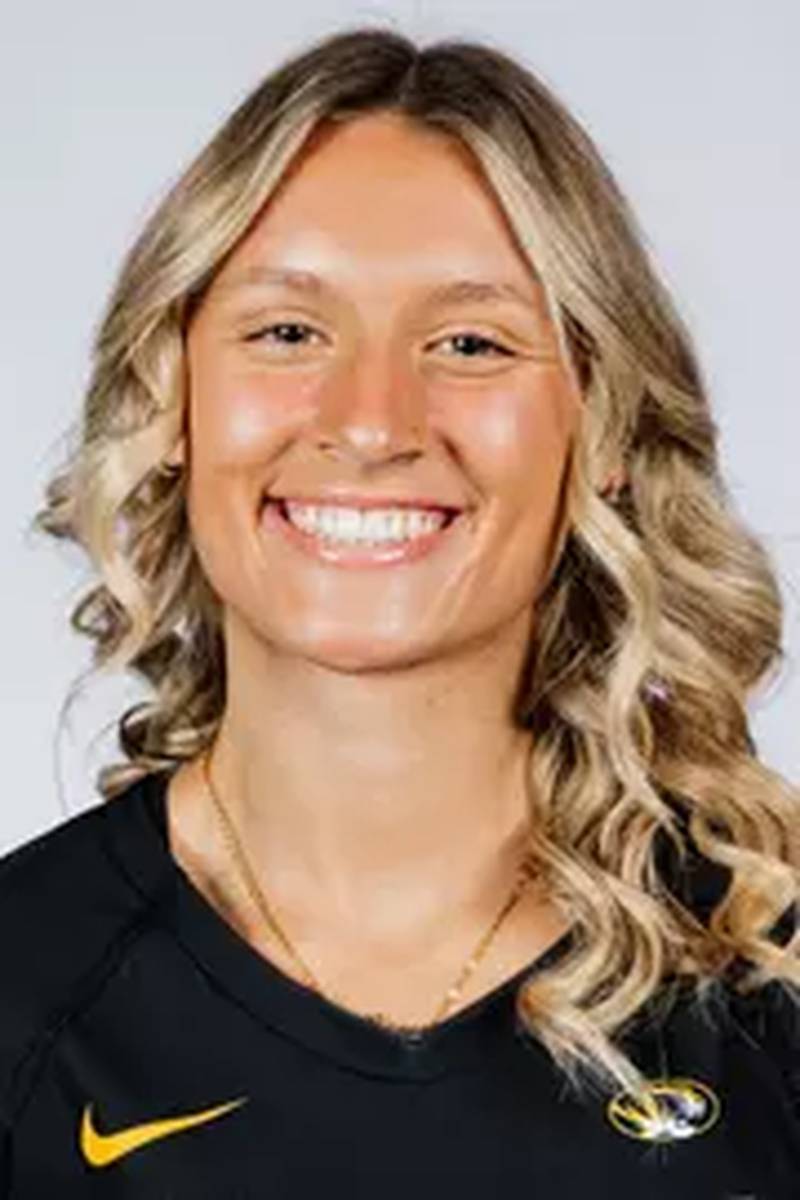 Mizzou senior and Rock Falls graduate Maya Sands