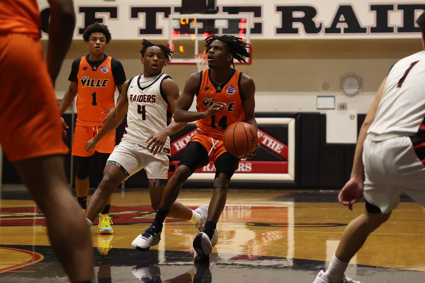 Romeoville’s Kendall Cutler looks to take a shot against Bolingbrook on Wednesday, Jan. 3rd, 2024 in Bolingbrook.