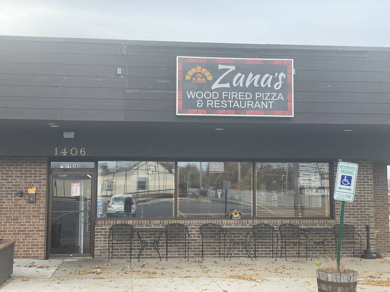 Zane's Wood Fire Pizza is seen Monday, Oct. 24, 2022 at 1406 Sycamore Road, Unit A, in DeKalb.