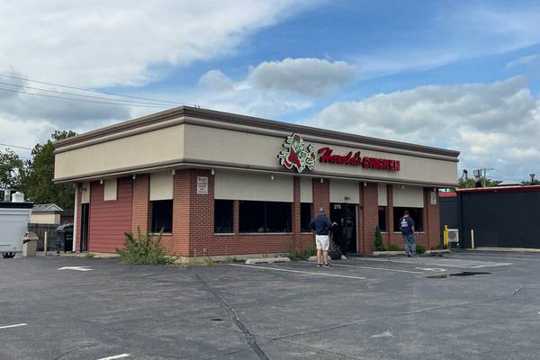 Investigators looking into cause of fire at Harold’s Chicken in Bourbonnais 
