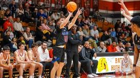 Ben Piekarz knocks down go-ahead 4-point play in final minute of play to help Marmion rally past Batavia