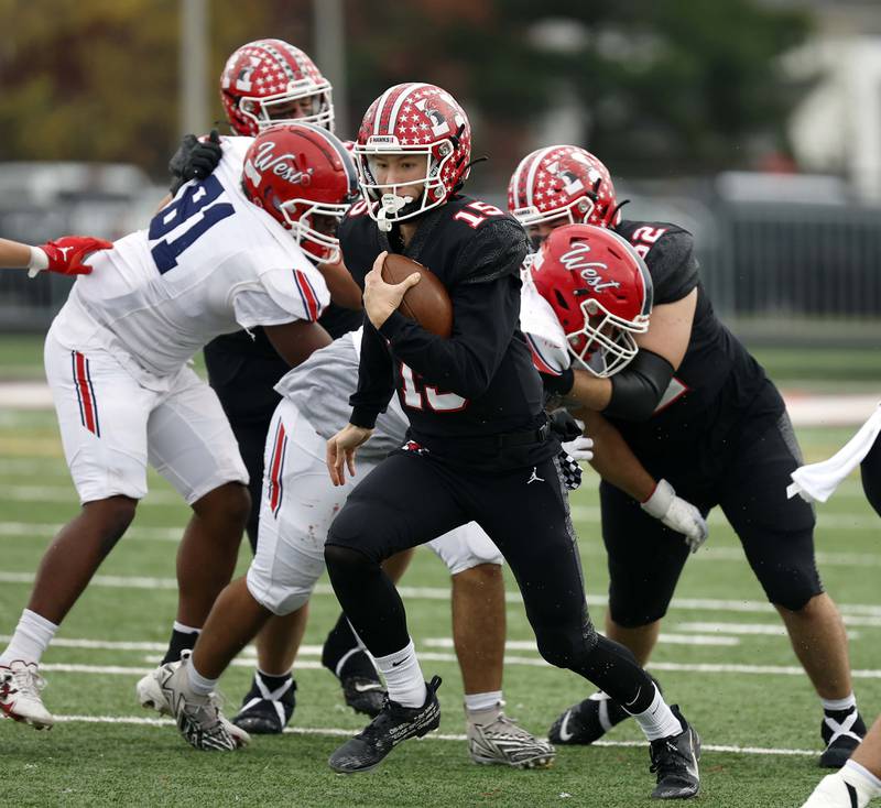 Maine South's Jameson Purcell (15) heads towards the end zone against West Aurora during the IHSA Class 8A second round playoff game Saturday, Nov. 9, 2024 in Park Ridge.