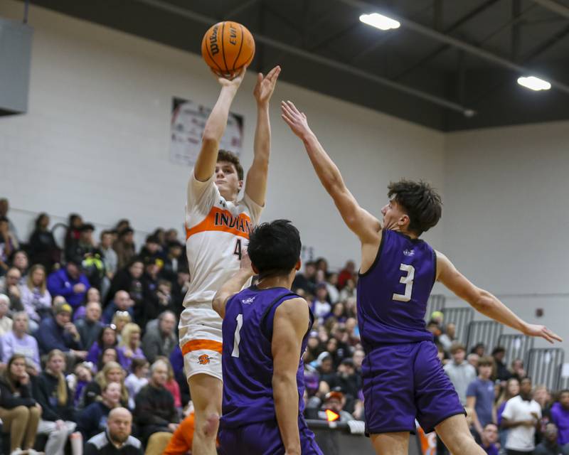 Sandwich's Griffin Somlock (4) shoots a jumper during their basketball game between Sandwich at Plano Tuesday, Jan 27, 2026 in Sandwich.