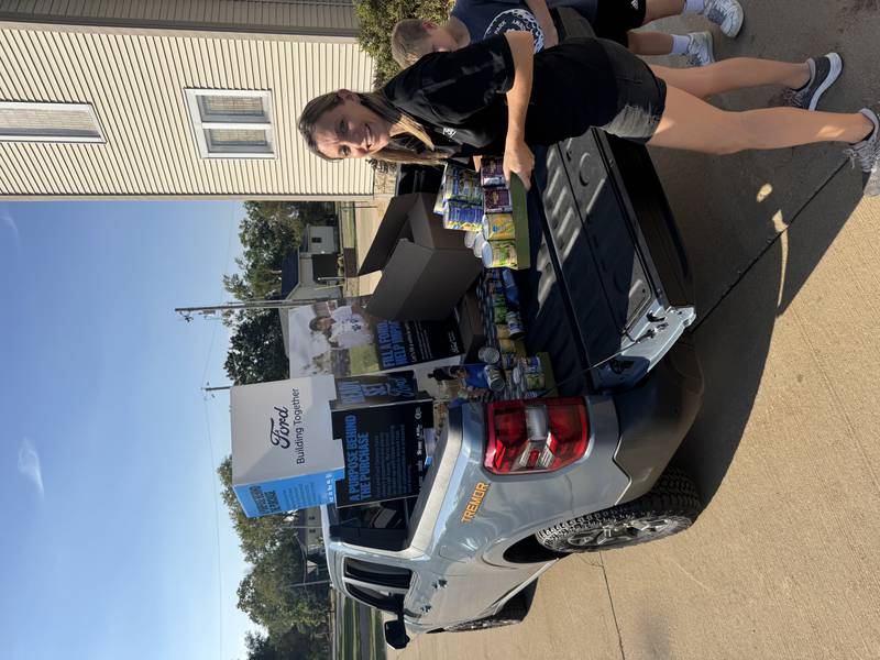 Al Cioni Ford in Granville accepting non-perishable food donations for the Putnam County Food Pantry