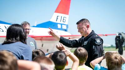 Photos: F-16 Viper Demo aircraft arrive in Peru 