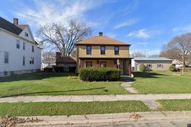 Single-family home built in 1925 in Rochelle goes for $195,000