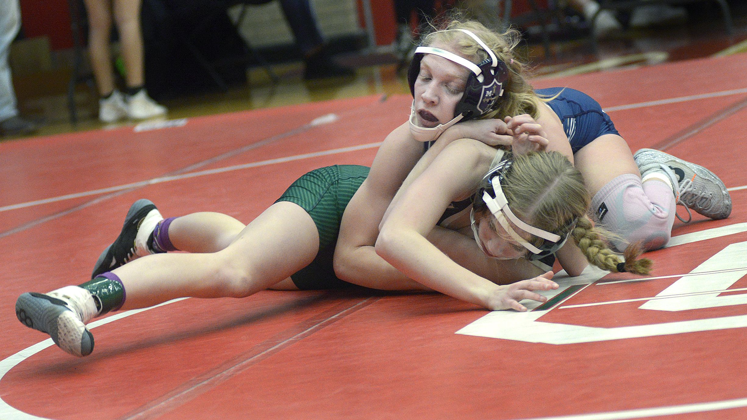 Marquette’s Lily Deibel, L-P’s Kiely Domyancich crowned champs at growing Ottawa Holiday Hootenanny