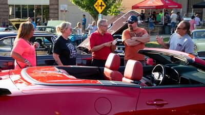 Photos: Moose Cruise Night in Downers Grove
