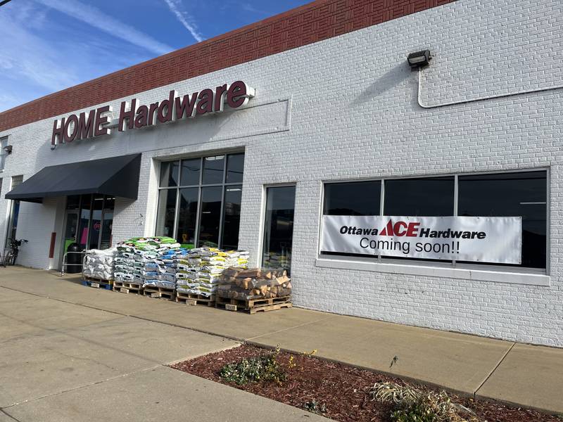 Home Hardware in Ottawa is converting to an Ace Hardware store.