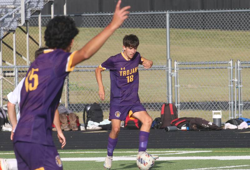 Mendota's Cameron Escatel looks to pass to teammate Luis Ramirez while playing Streator on Monday, Sept. 23, 2024 at Mendota High School.