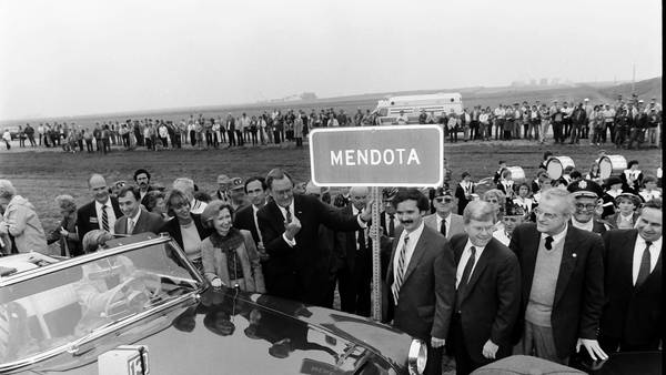 Photos: Four decades later I‑39 celebrates 40 years since Mendota launch