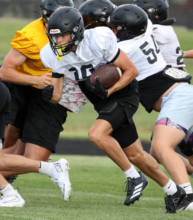 Lena-Winslow and Sycamore scrimmage Thursday, July 24, 2025, during a joint practice with Byron, Lena-Winslow and Sycamore at Sycamore High School.