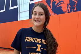 Fieldcrest graduate Carolyn Megow will cheer at Illinois