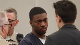 Prosecutors seek to keep Bolingbrook man in jail in triple murder case