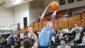 MESSAGE RECEIVED: Griffin Dobberstein helps shoot Marquette past Woodland at TCC Tournament