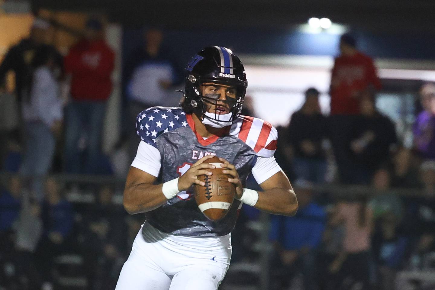 Lincoln-Way East’s Jonas Williams against Homewood-Flossmoor on Friday, Sept. 27, 2024 in Frankfort.