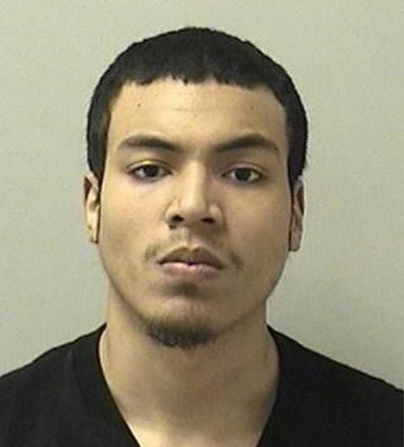 Aurora man gets 5 year sentence for robbery at Oswego restaurant Shaw