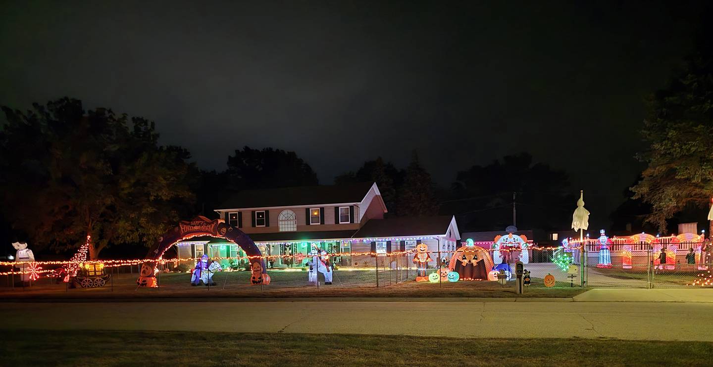 A look at Dave and Penny Oredean's house that won the award for Best Themed in the 2025 Halloween House Decorating Contest sponsored by Rock Falls Tourism.