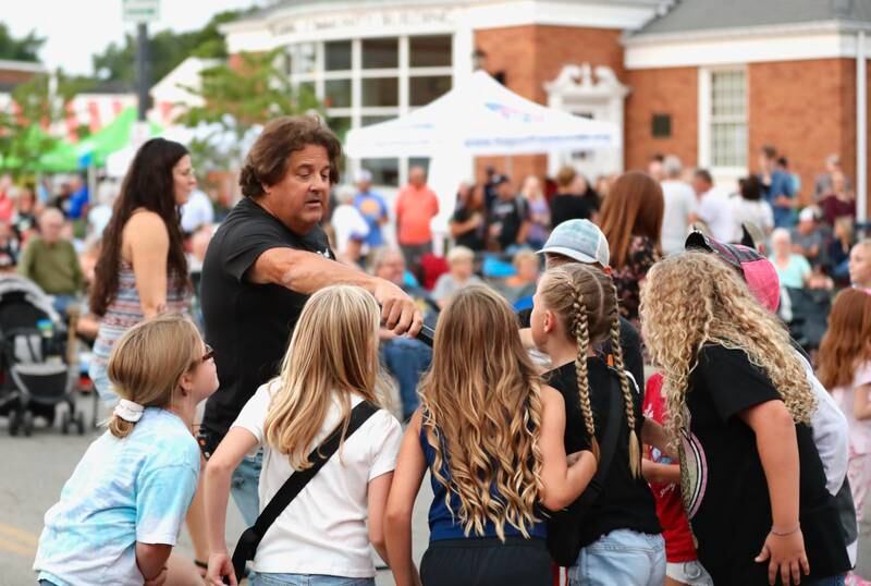 The band featured covers of classic rock ballads from bands like Journey, Boston and Styx and the event also featured food and drink vendors from across the Illinois Valley.