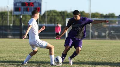Photos: Rochelle soccer vs. La Salle-Peru