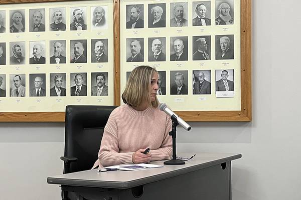 Dixon council gets glimpse of proposed tax levy, increased rate