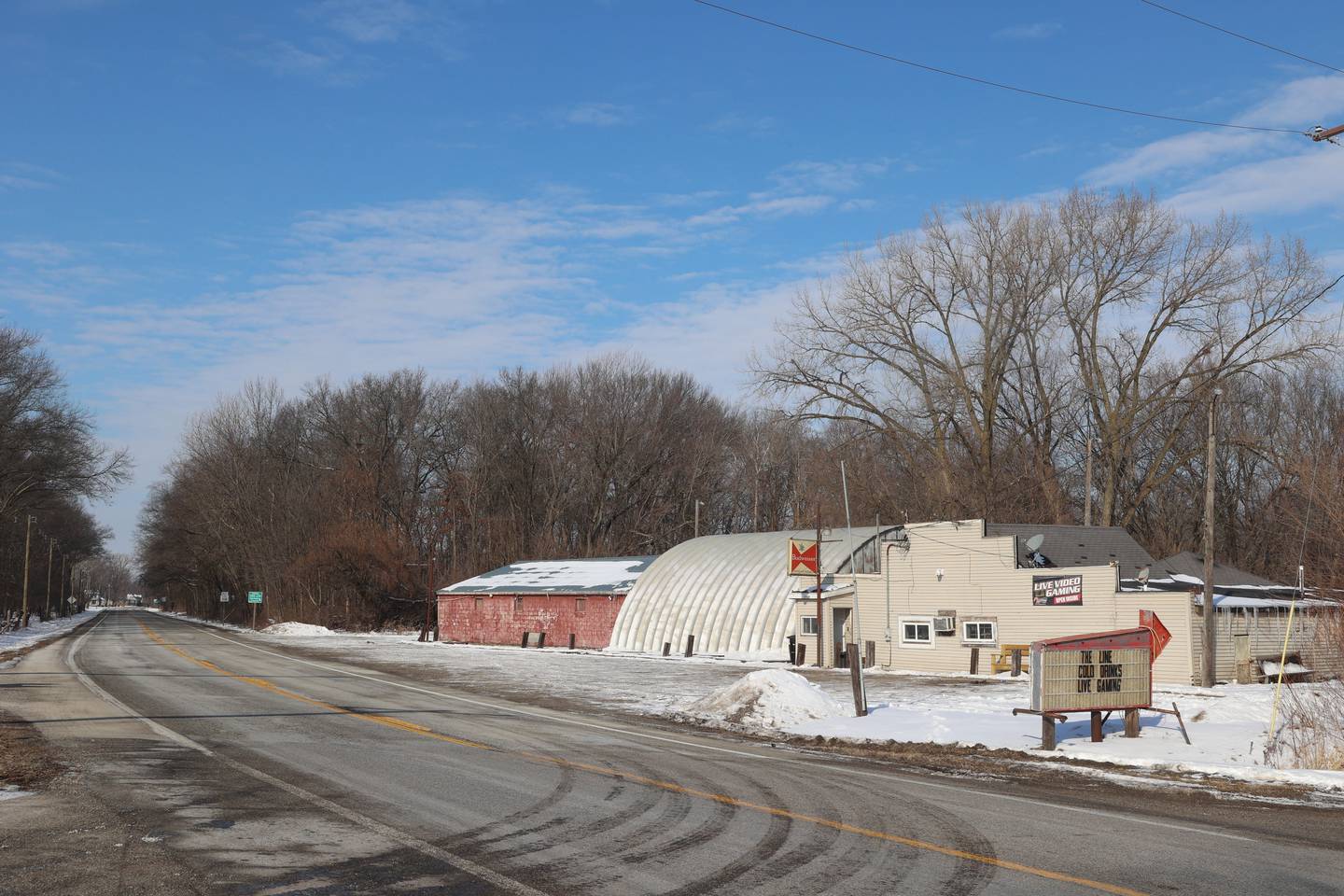 Kankakee County Sheriff’s police and the Kankakee County Coroner’s office are investigating a homicide that occurred on Feb. 2 at The Line, a bar at the Illinois/Indiana state line along Illinois Route 114 in Momence.