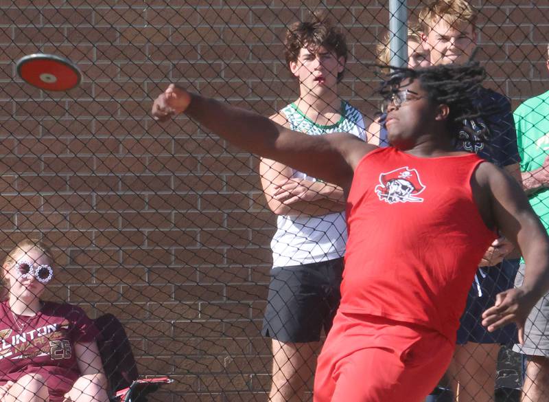 Ottawa's Stephon Patrick throws the discus during the Class 2A Sectional on Wednesday, May 20, 2026 at Pontiac High School.