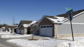 Crystal Lake development: 124 apartments completed east of Route 31; Water’s Edge begins commercial phase
