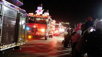 Oswego plans downtown Christmas Walk parade on special date