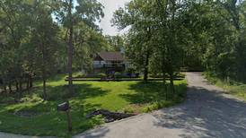 Single-family home in Homer Glen built in 1981 goes for $671,375