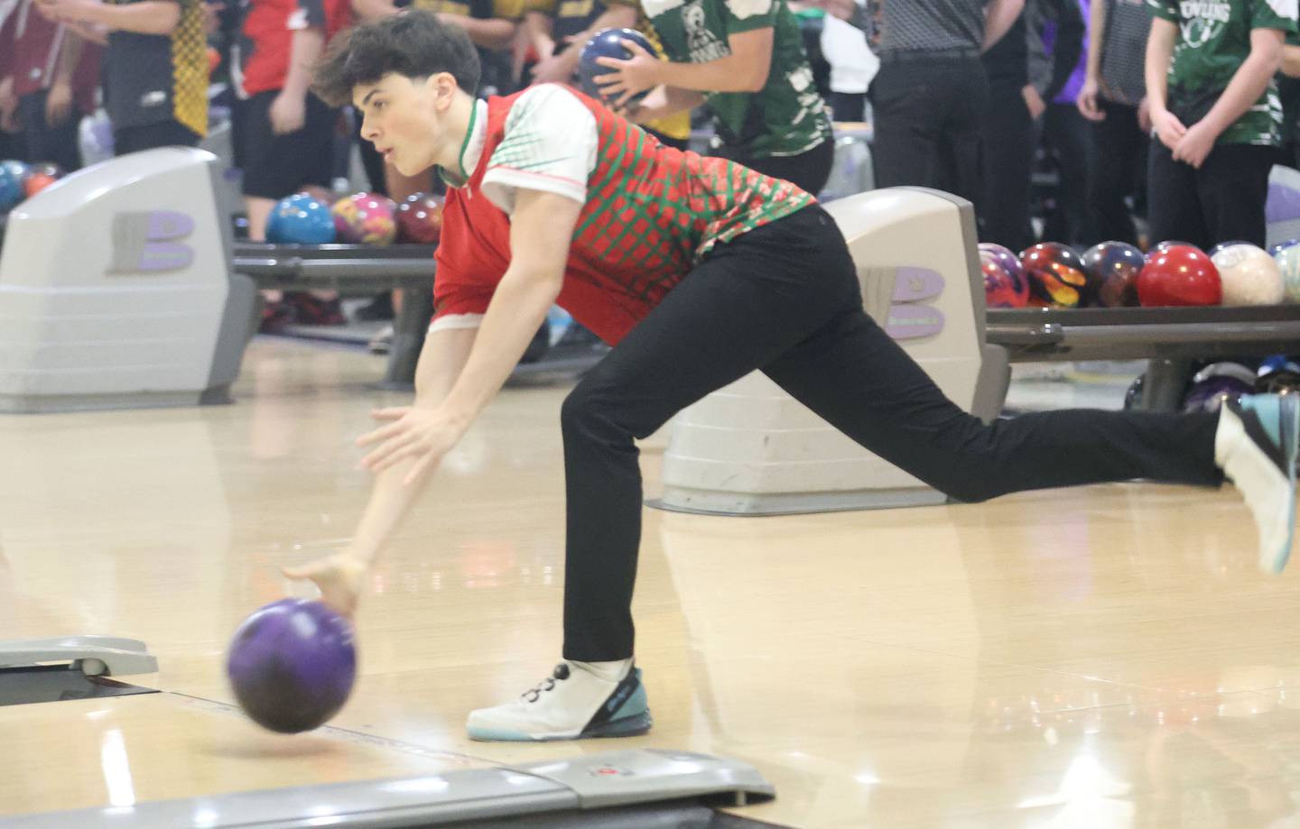 L-P's Aiden McCray bowls on Friday, Jan. 16, 2026 at the Illinois Valley Super Bowl in Peru.