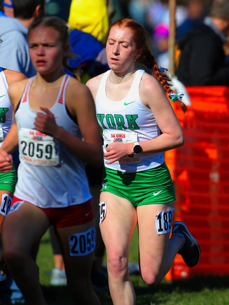 November 4, 2023 - Peoria, Illinois - York's Margaret Owens in the Class 3A championship race at IHSA State Cross Country State Finals on Saturday.  (Photo: PhotoNews Media/Clark Brooks)