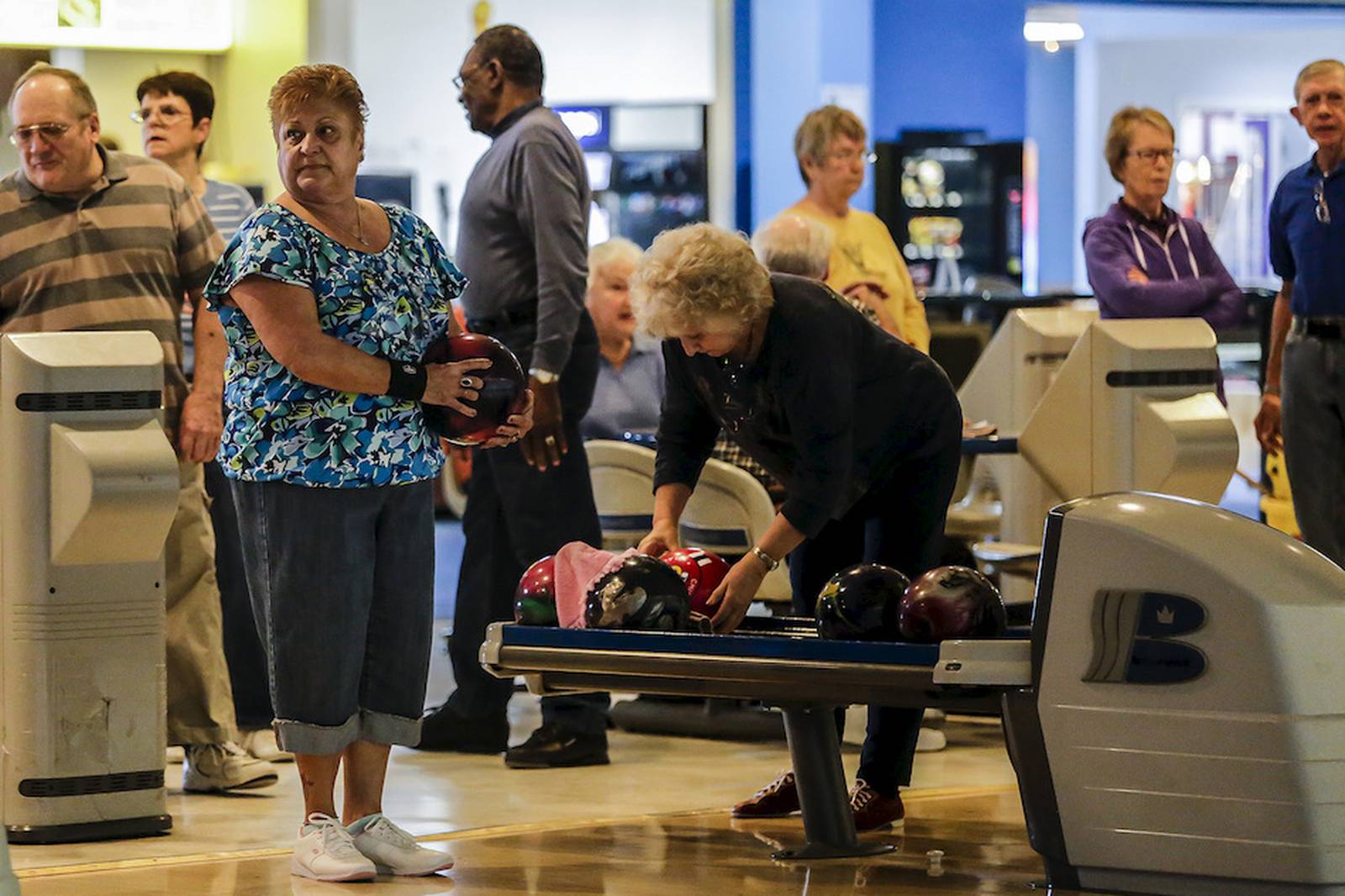 Plainfield bowling alley to change ownership Shaw Local