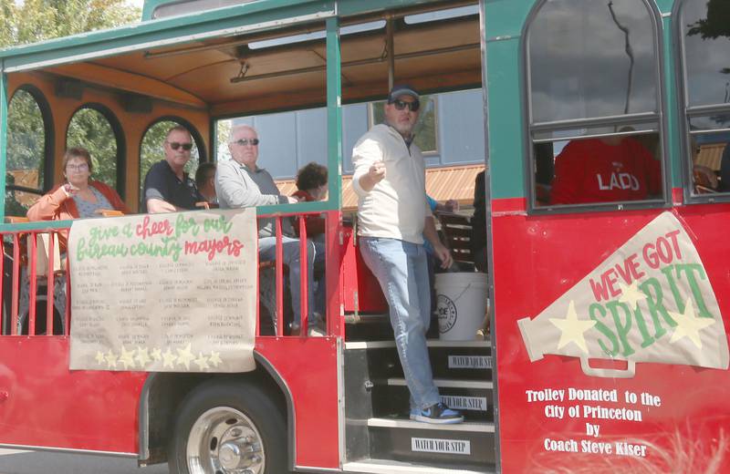 The Bureau County mayors float makes it's way down South Main Street during the 54th annual Homestead Festival parade on Saturday, Sept. 6, 2025 in Princeton.
