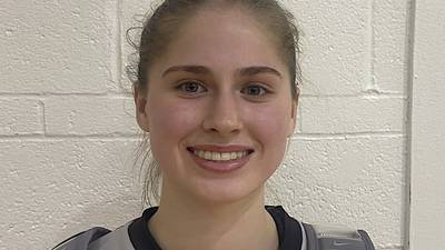 Brooke Katzmann helps Lincoln-Way Central girls get past Lincoln-Way Central to cap coach’s day