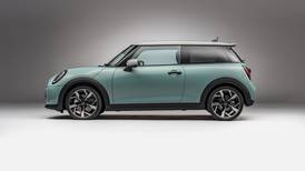 Mini Cooper S hardtop 2-door loaded with personality