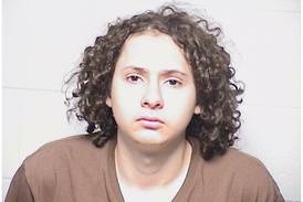 Mundelein man found to be in possession of thousands of fentanyl-laced pills