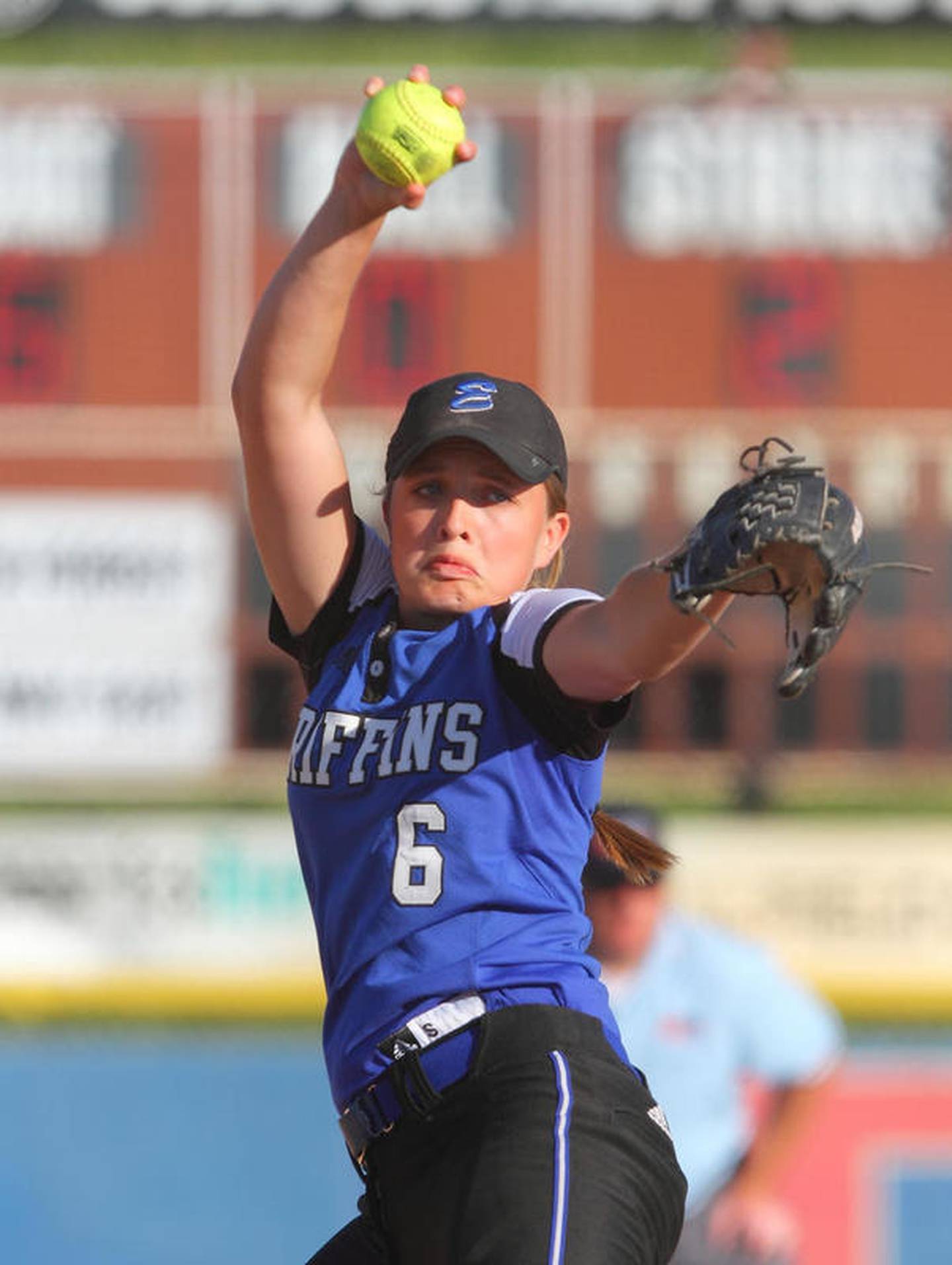 Alex Storako pitches during the 2017 Class 4A state championship game.